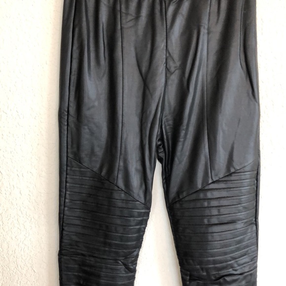 PLUSH Fleece Lined Liquid Moto Legging IN BLACK S - Picture 4 of 9
